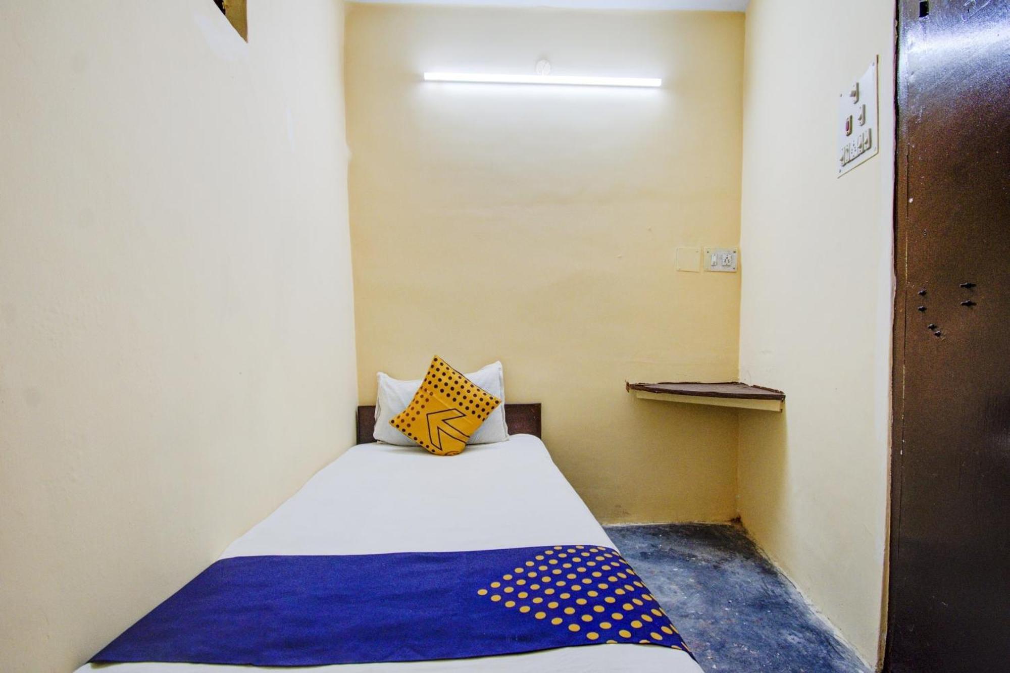 Calcutta Bara Bazar Spot On Dear Hotel מראה חיצוני תמונה